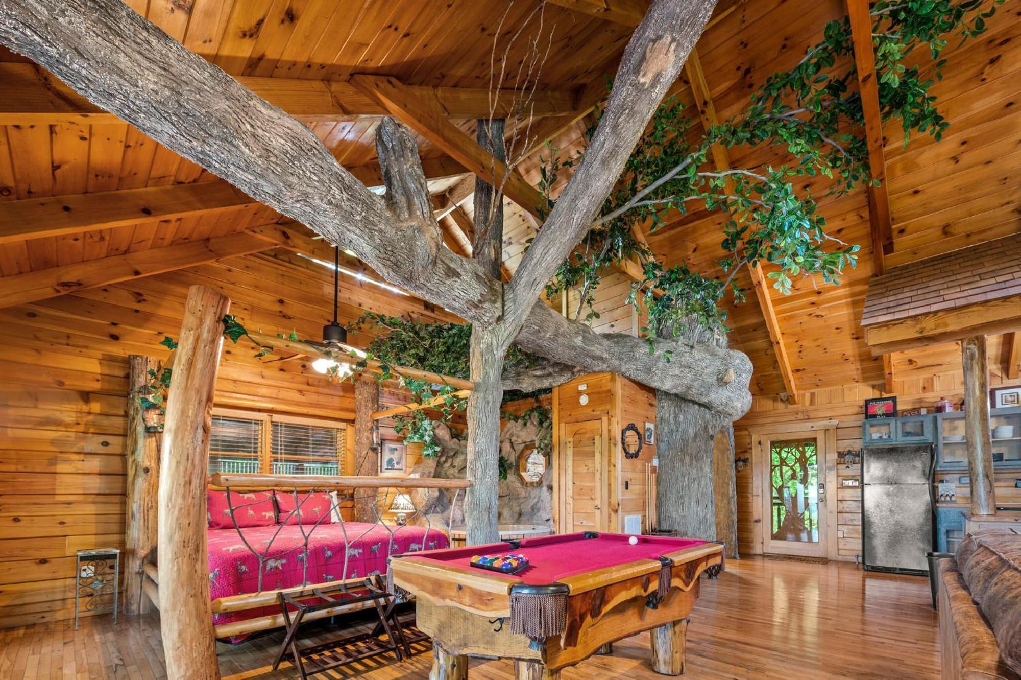 Gatlinburg Enchanted Treehouse By Stony Brook Cabins Exteriör bild